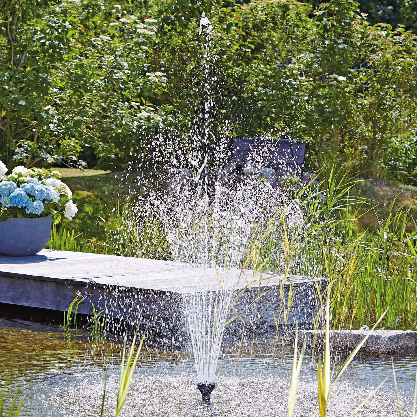 Oase Large 'Vulcan' Fountain Jet - 37-2.5k - 1 Inch Thread (52319) - Image 2
