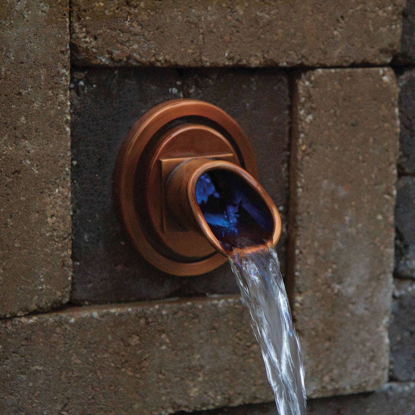 Oase Ravenna Copper Wall Water Spout Round - Picture 2