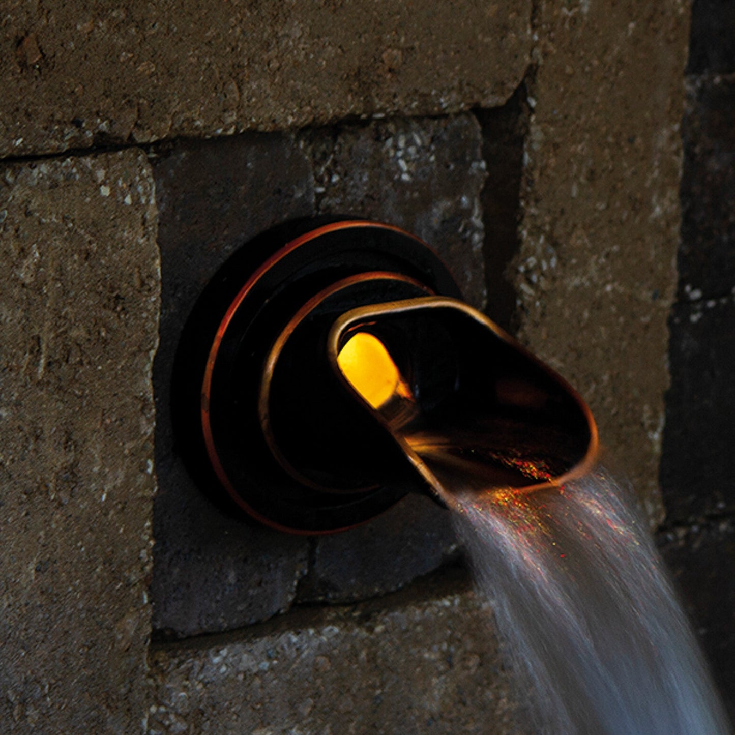 Oase Water Spout Warm White LED Light - Image 2