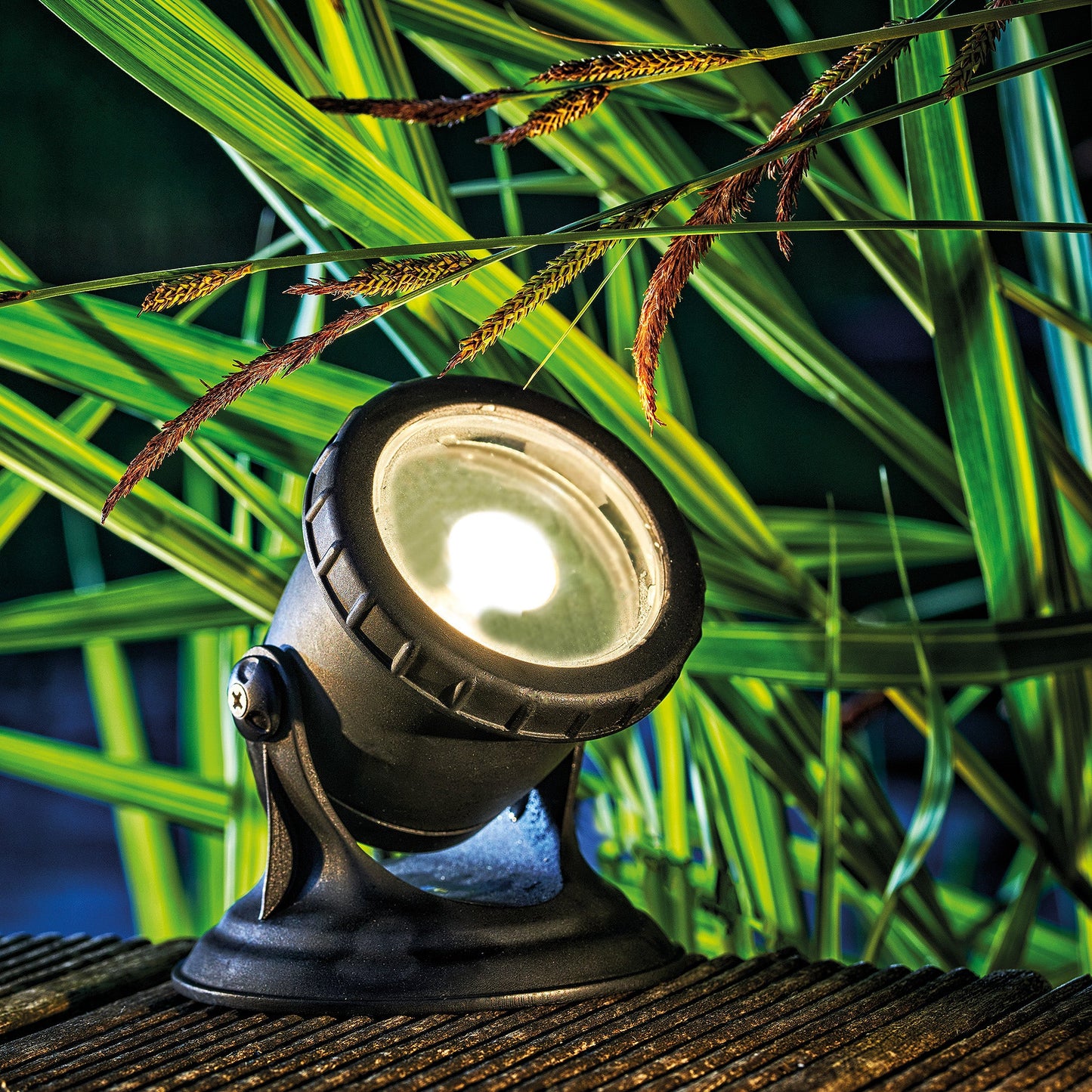 Pontec PondoStar LED Warm 3 Pond Light Set (Max Depth 1.0m) - Image 3