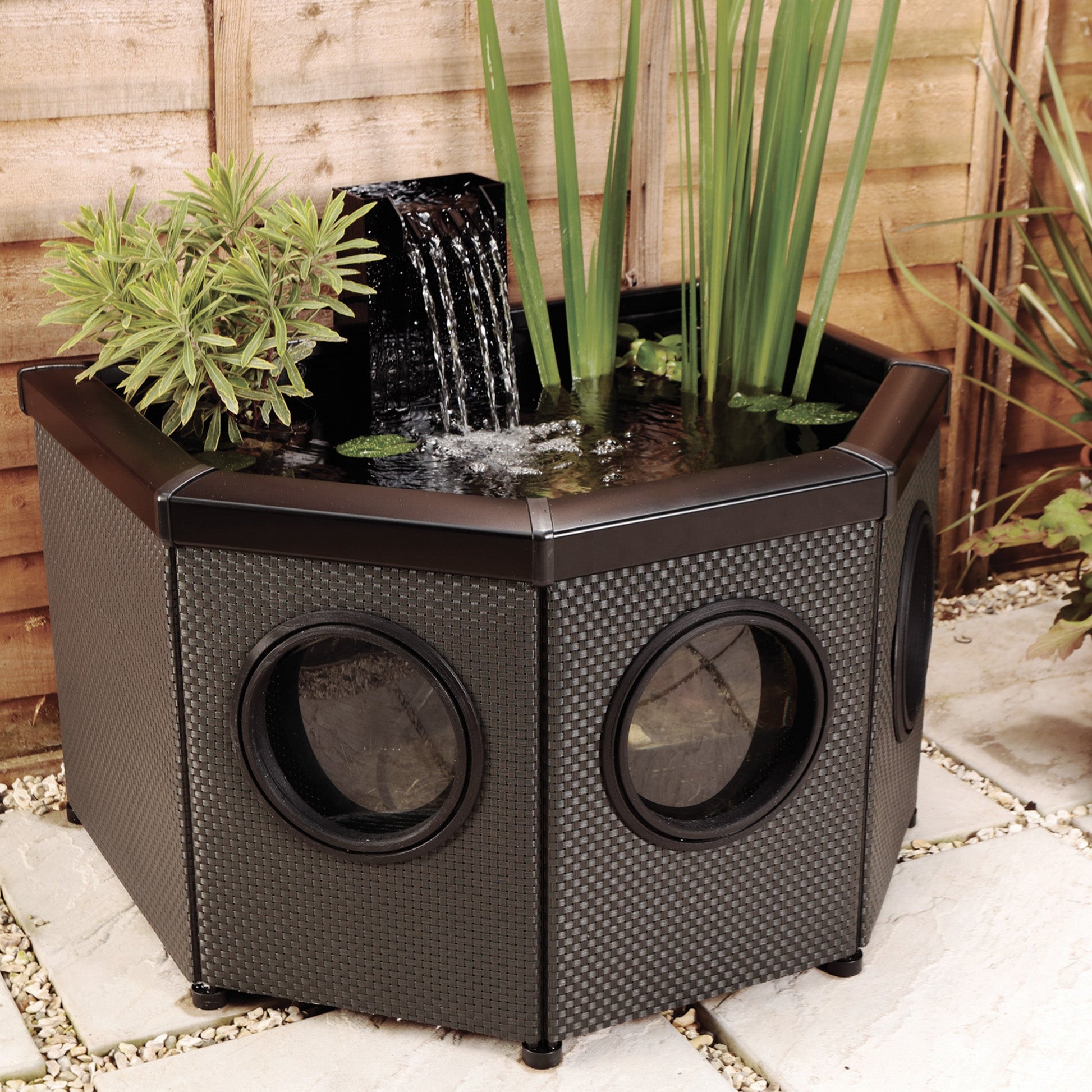Blagdon Affinity View Half Moon Freestanding Pond - Image 2